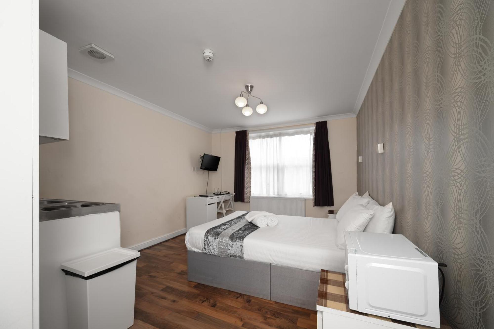 Flexistay Tulsi Aparthotel Croydon Dış mekan fotoğraf