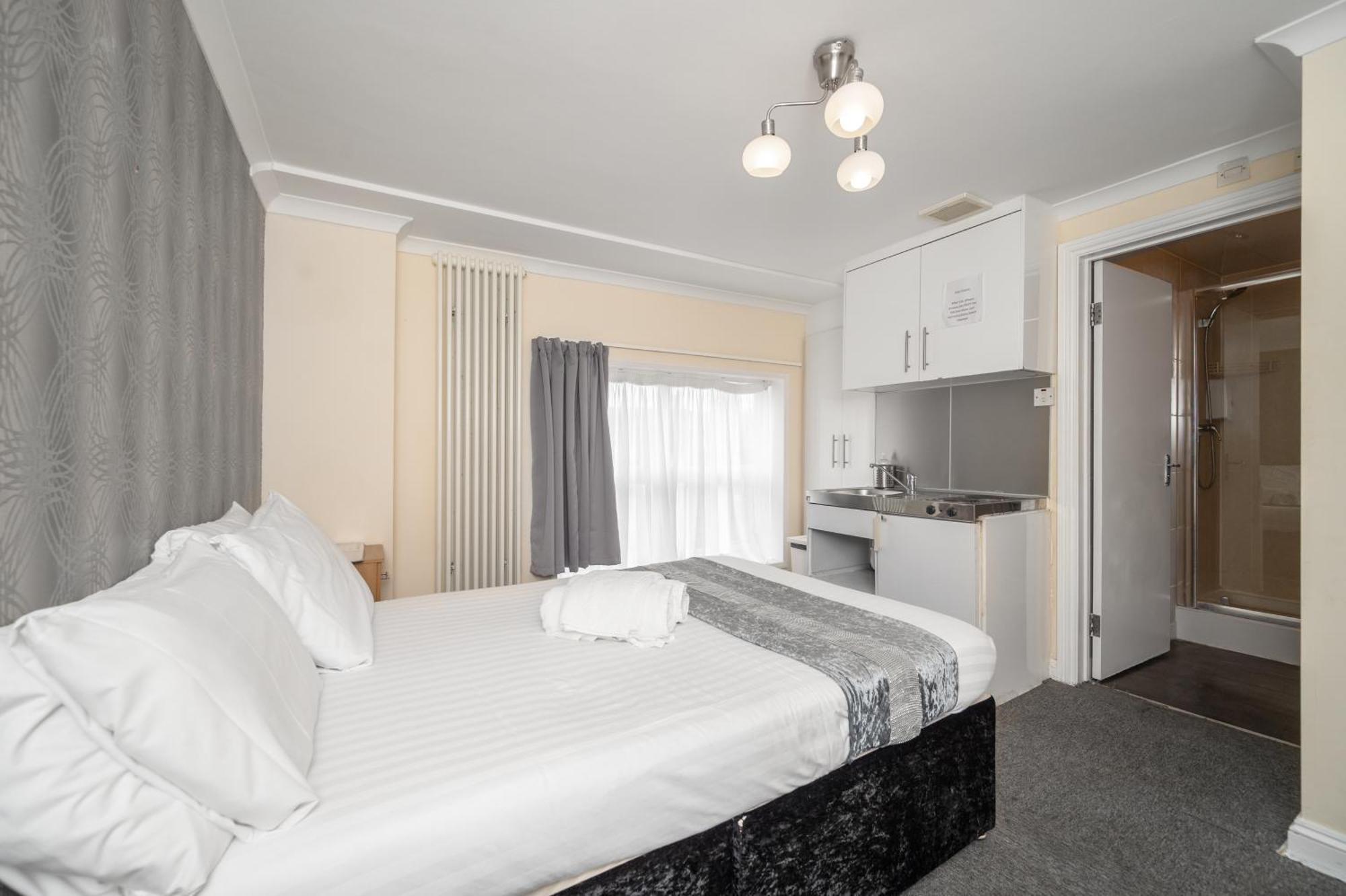 Flexistay Tulsi Aparthotel Croydon Dış mekan fotoğraf