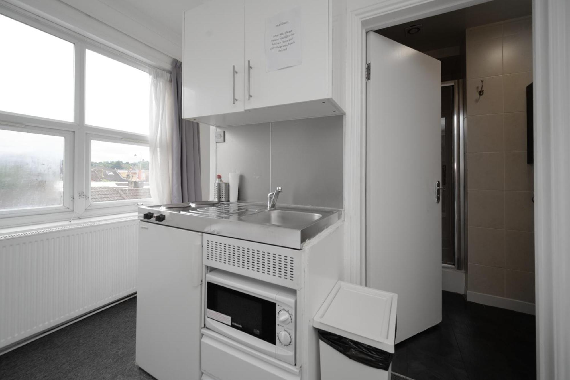 Flexistay Tulsi Aparthotel Croydon Dış mekan fotoğraf