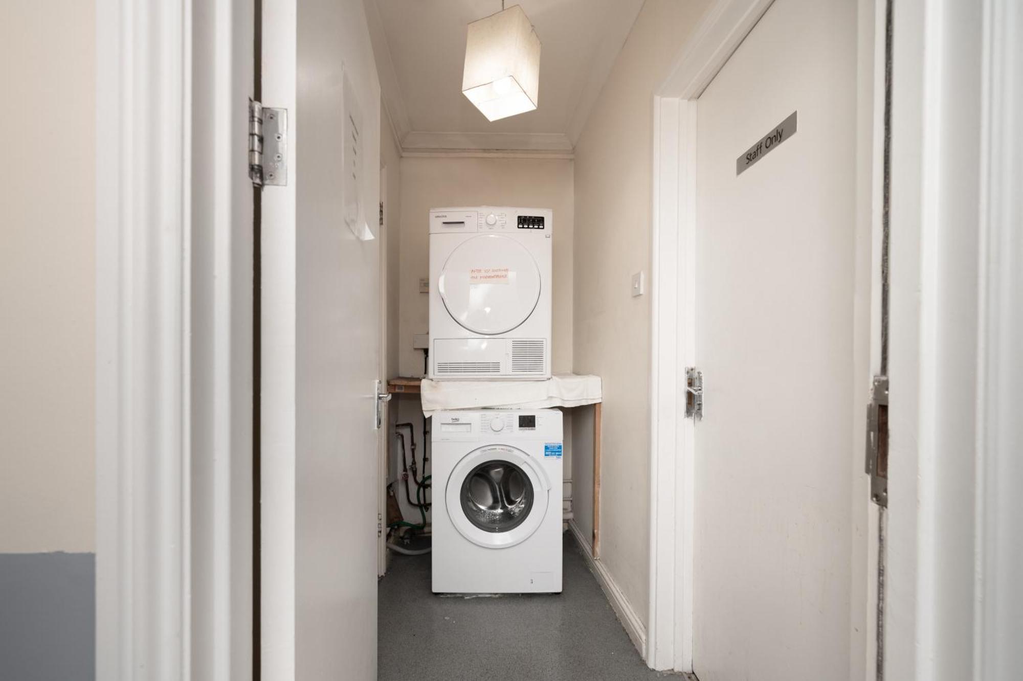 Flexistay Tulsi Aparthotel Croydon Dış mekan fotoğraf