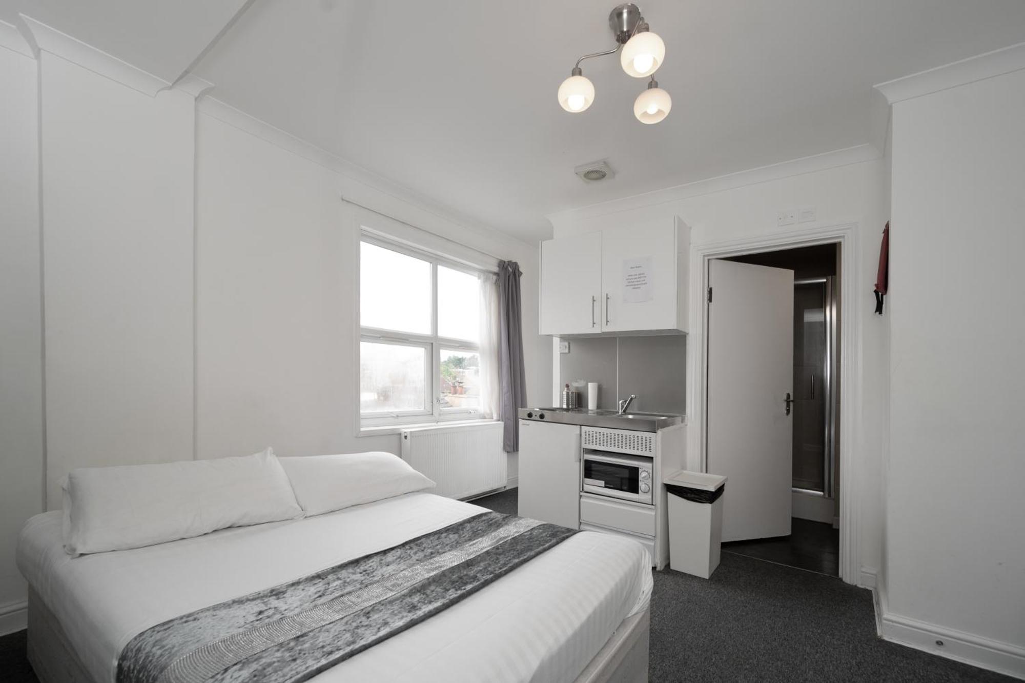 Flexistay Tulsi Aparthotel Croydon Dış mekan fotoğraf