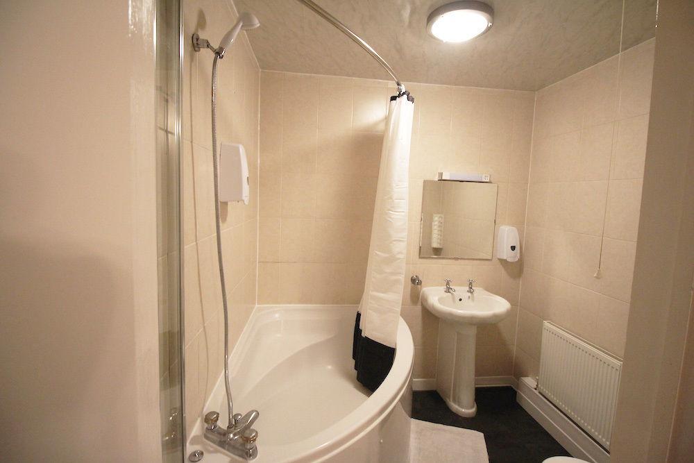 Flexistay Tulsi Aparthotel Croydon Dış mekan fotoğraf